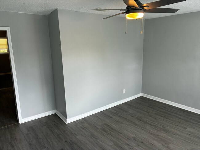 Building Photo - 7341 Proxima Rd
