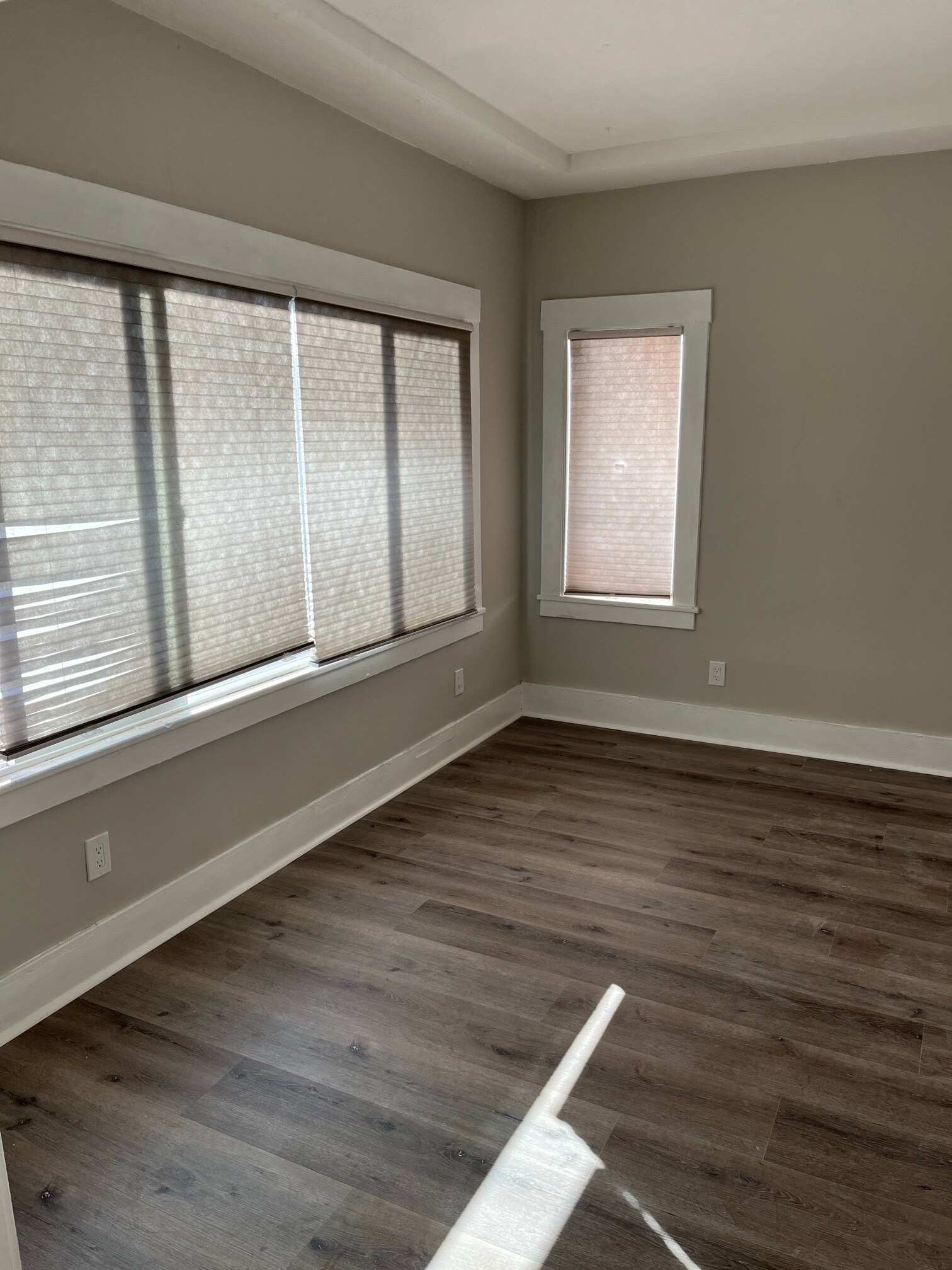 Building Photo - 524 25th St