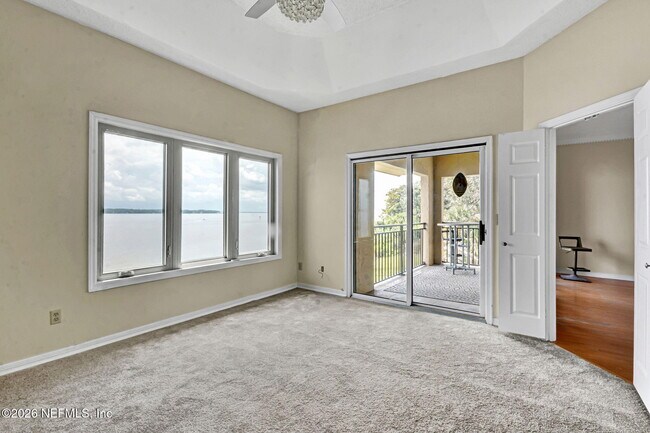 Building Photo - 2099 Winterbourne W