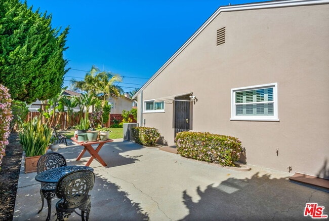 Building Photo - 5911 S Corning Ave