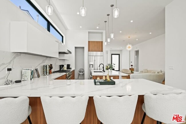 Building Photo - 12136 Clarkson Rd