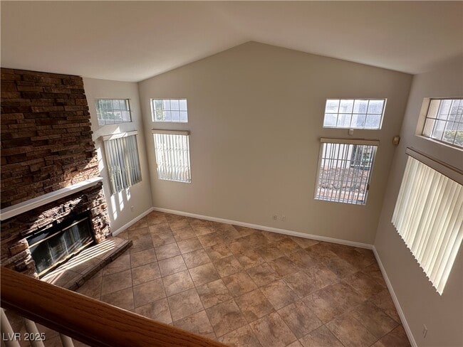 Building Photo - 2053 Smoketree Village Cir
