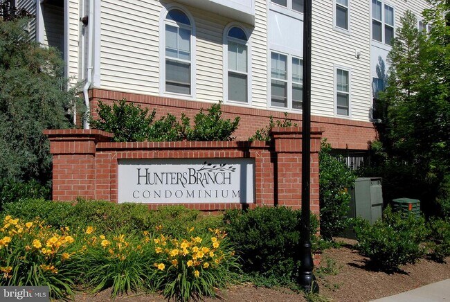 Building Photo - 2931 Deer Hollow Way