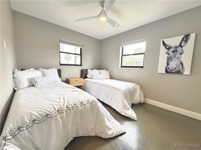 Building Photo - 1331 NW 20th Ave