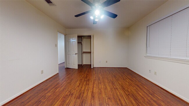 Building Photo - 1206 Woven Wood Ct