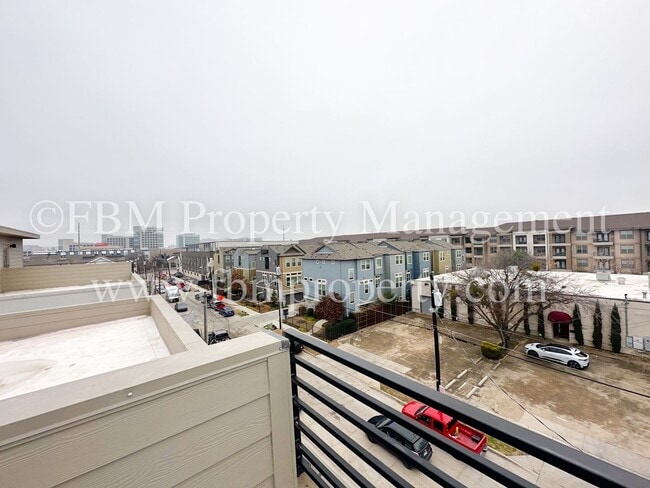 Building Photo - 2610 Kimsey Dr