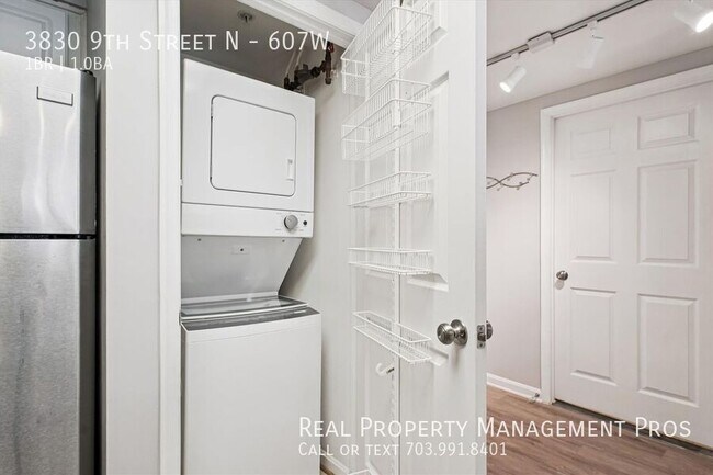 Building Photo - 3830 9th St N