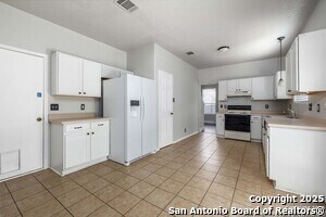 Building Photo - 9103 Tezel Ct