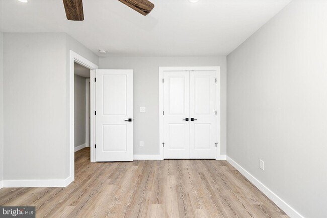 Building Photo - 92 Pennwood Dr
