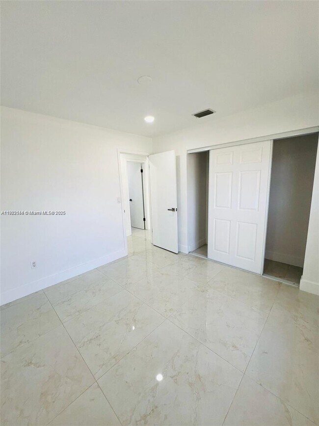 Building Photo - 26045 SW 131st Ct