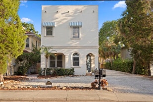 Building Photo - 2936 W Knights Ave