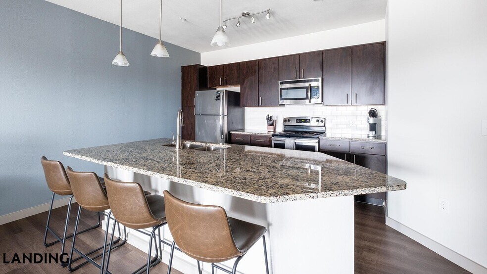 Building Photo - 9150 Hwy 6 N