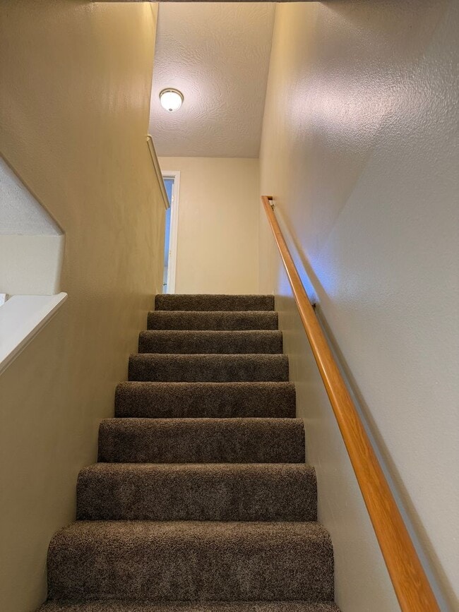 Building Photo - 1638 Fetters Loop
