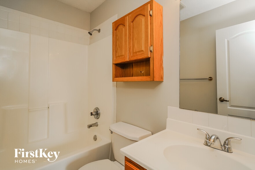 Building Photo - 1489 Mimosa Ct