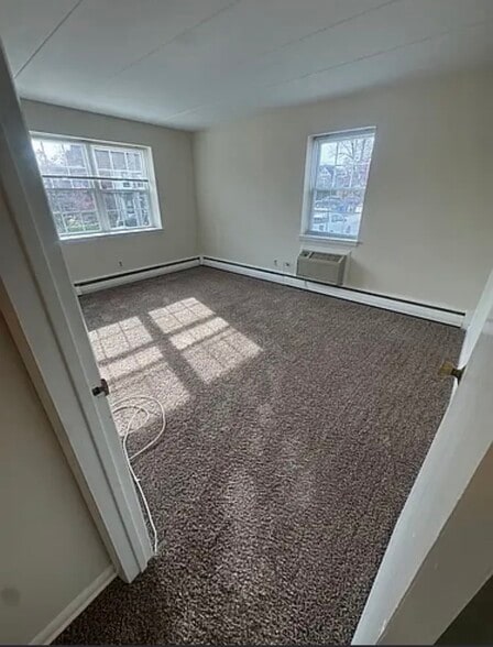 Building Photo - 216 N Monroe St