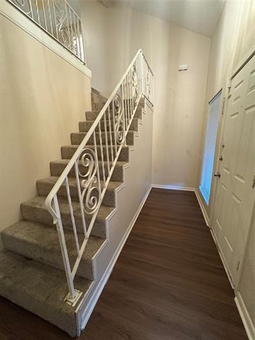 Building Photo - 828 Misty Glen Dr