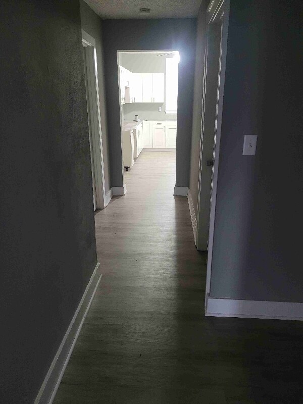 Building Photo - 320 Lockwood Ave