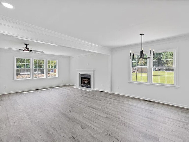 Building Photo - Lease OR Lease to Own