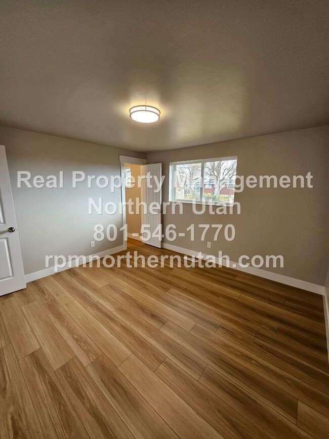 Building Photo - 4 Bedroom 3 Bath Home Now Available in Roy!