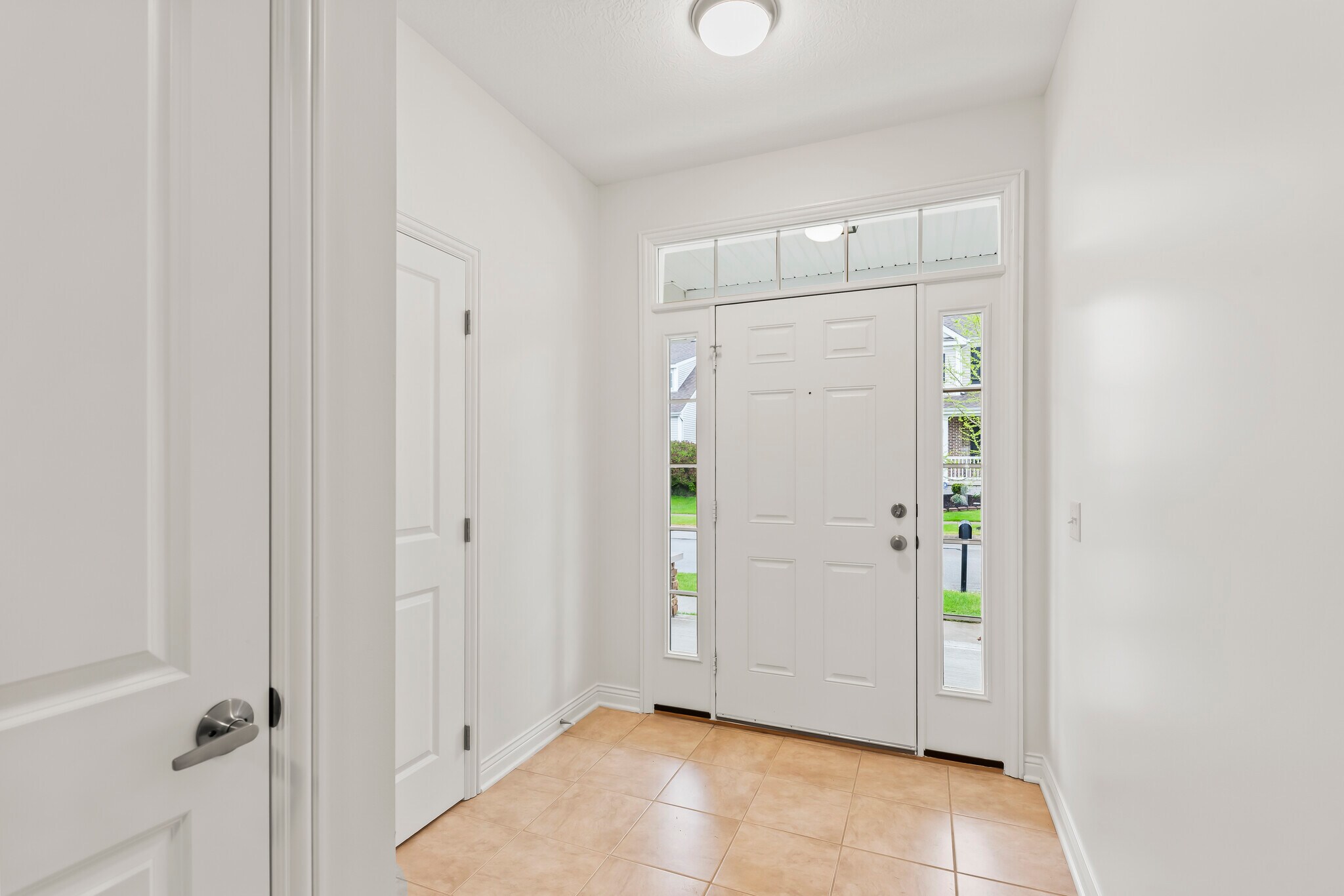 Building Photo - 1067 Eberton Ave