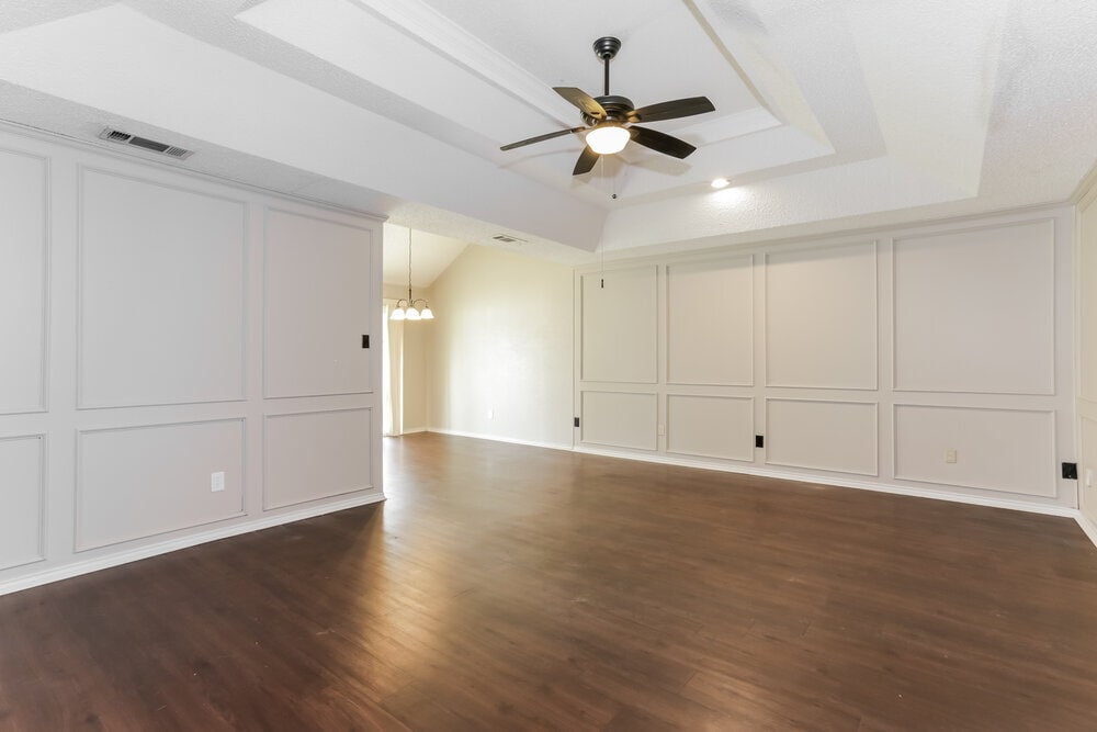 Building Photo - 7933 Clear Brook Cir