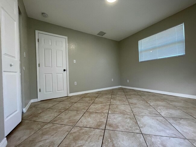 Building Photo - 2886 Harson Way