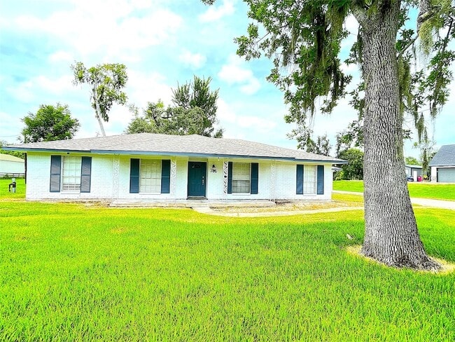 Building Photo - 316 Rabbit Trail