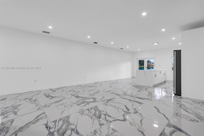 Building Photo - 11870 SW 220th St