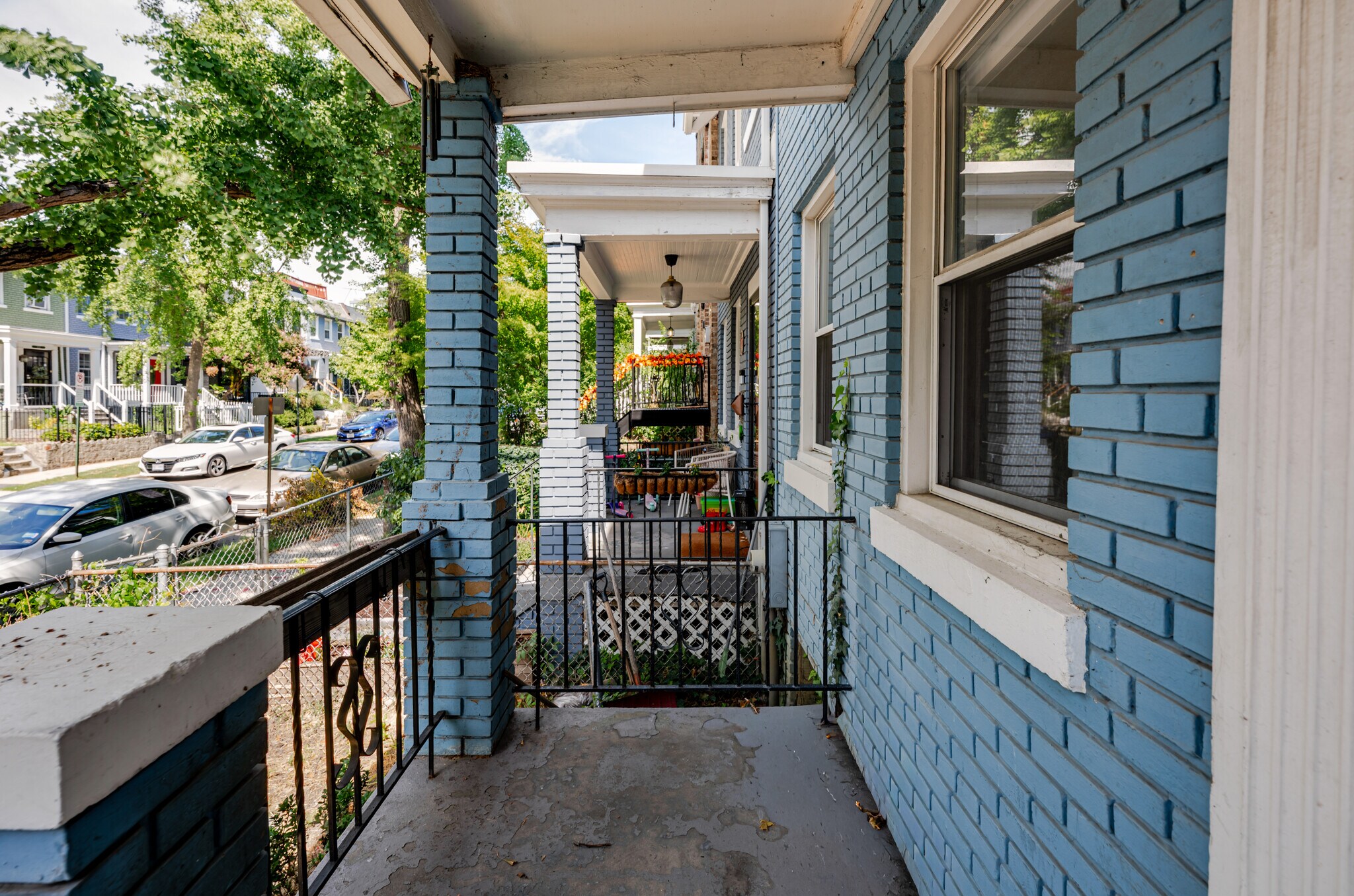 Building Photo - 1109 Abbey Pl NE