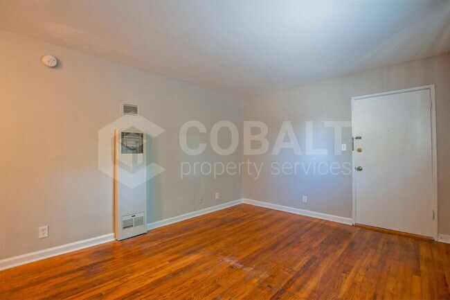 Building Photo - 767 Greenwood Ave NE