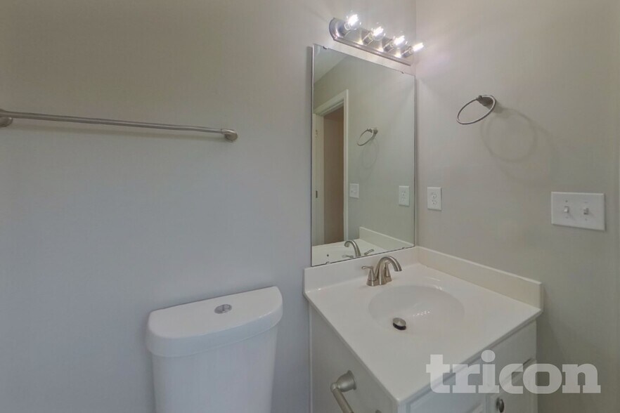 Building Photo - 5317 Stowe Derby Dr