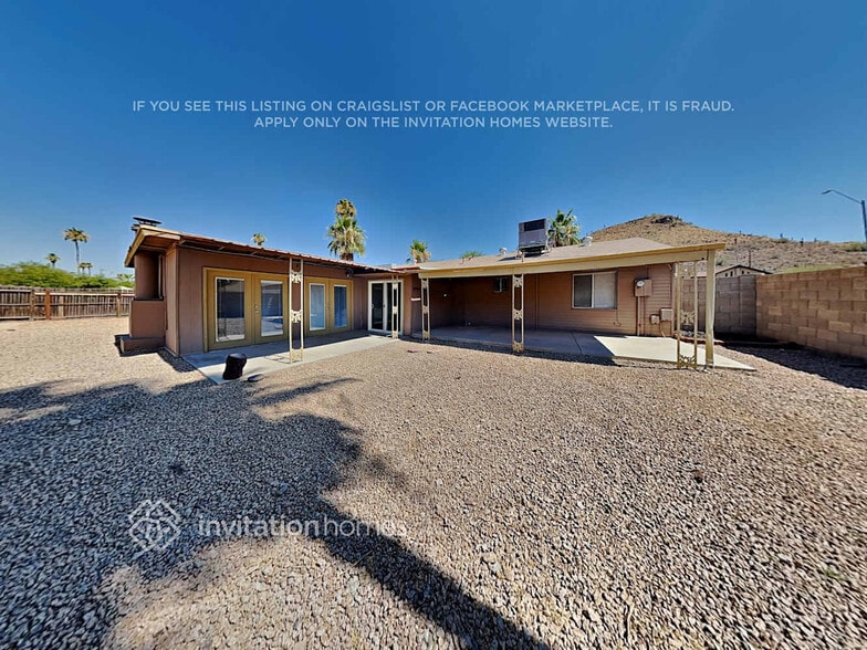 Building Photo - 1407 W Thunderbird Rd