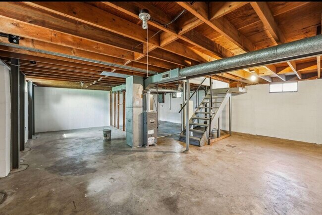 Building Photo - 1382 Pegwood Dr