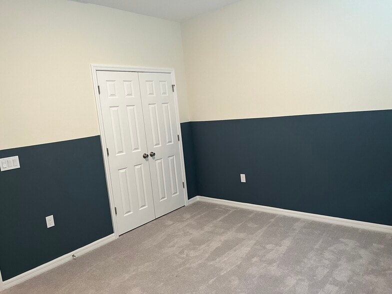 Building Photo - 801 Lemon Ave