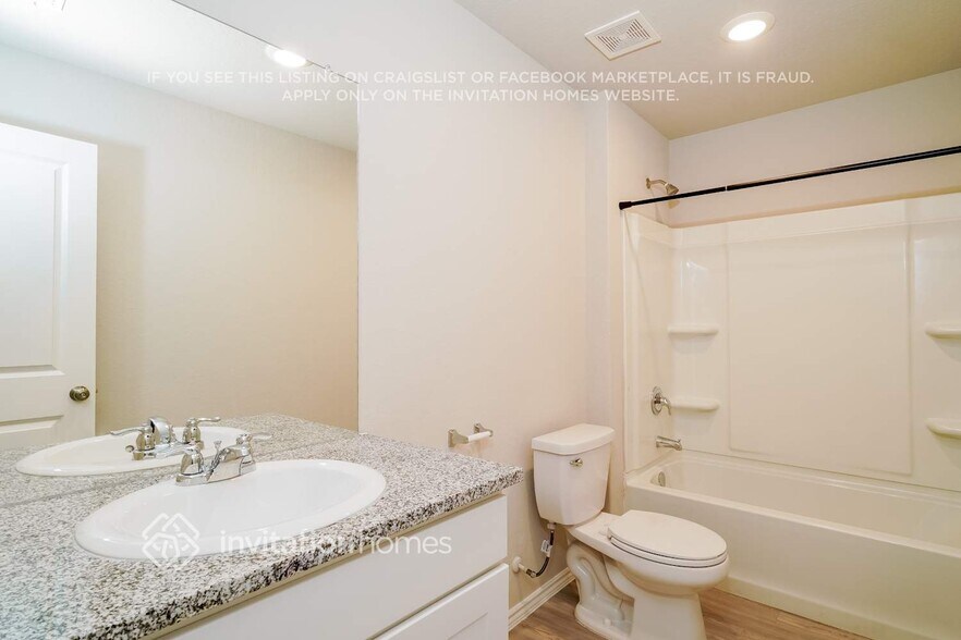 Building Photo - 5737 Verracio Ct