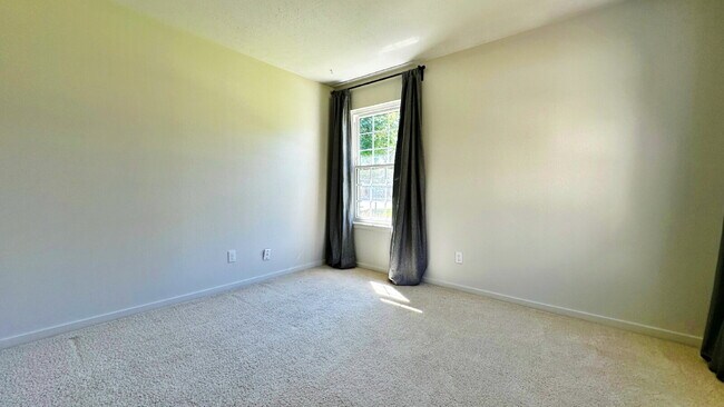 Building Photo - Beautiful Updated 2 Bed 2 Bath on Golf Course in Cherry Creek Schools