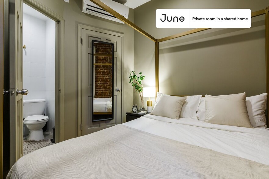 Building Photo - Room in Shared 4 bed/4 bath home