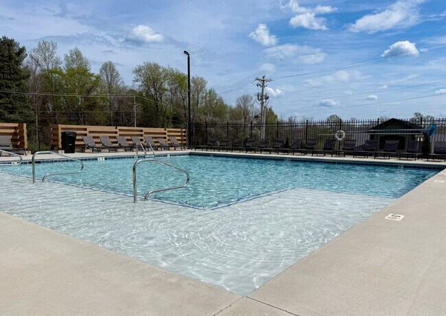 Building Photo - Modern 3-Bedroom Townhome at Highbury + Summer Special