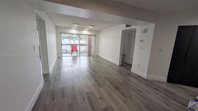 Building Photo - 6292 NW 186th St