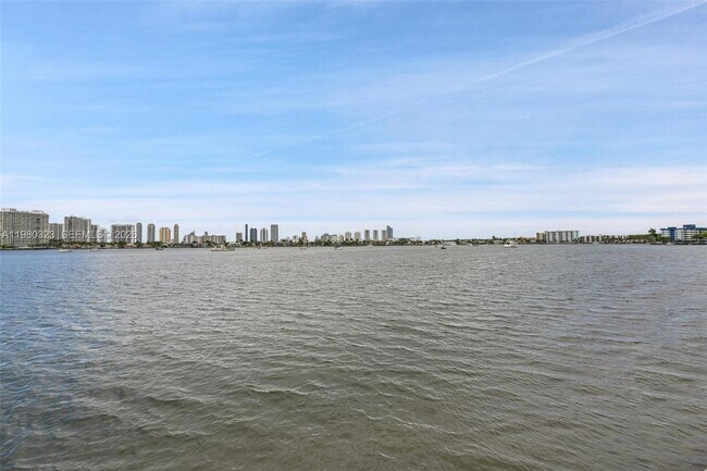 Building Photo - 17111 Biscayne Blvd