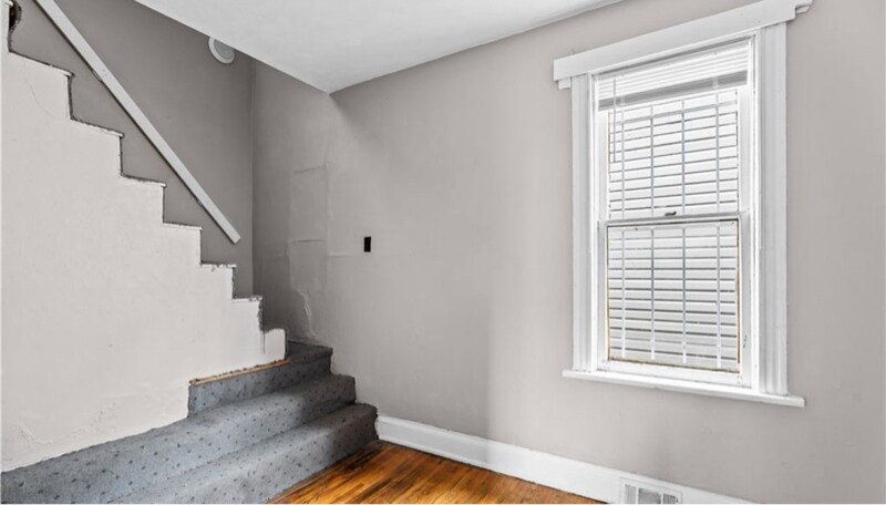 Building Photo - 1617 Buckingham St