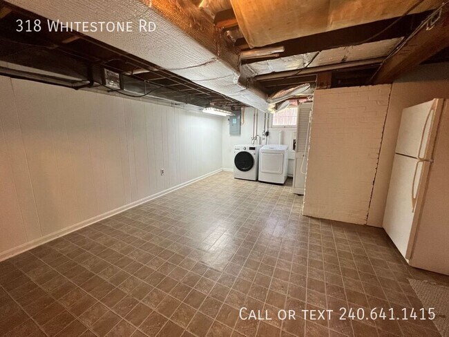 Building Photo - 318 Whitestone Rd