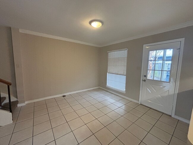 Building Photo - 9503 Balsa Dr