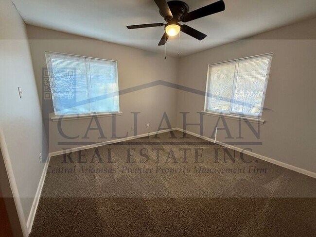 Building Photo - Lakewood 3 bedroom Home