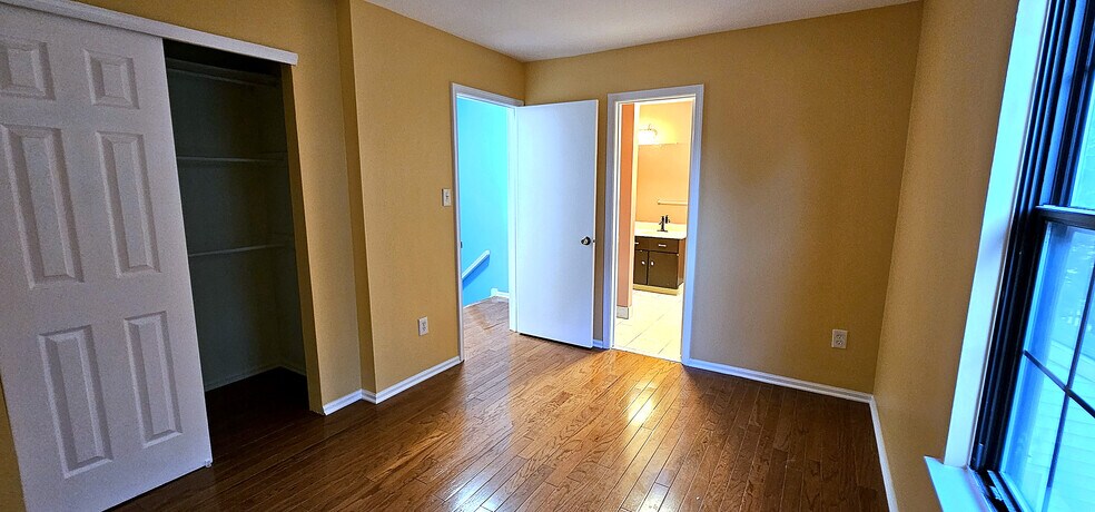 Second Bedroom | Well-proportioned second bedroom with hardwood floors and a full-width sliding clos - 43 Tynemouth Ct