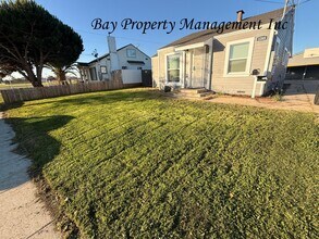 Building Photo - SECO12