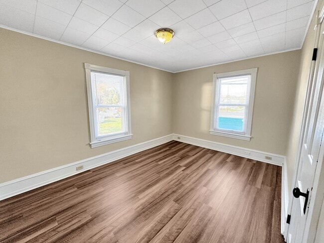 Building Photo - 1312-1314 Dewey Ave