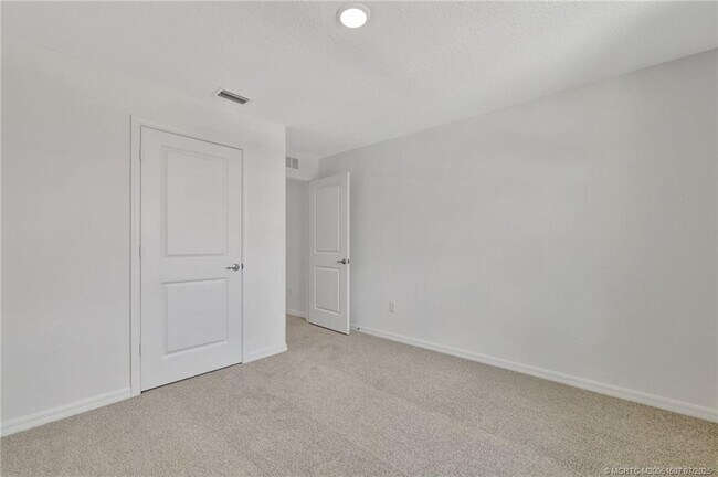 Building Photo - 4977 Armina Pl