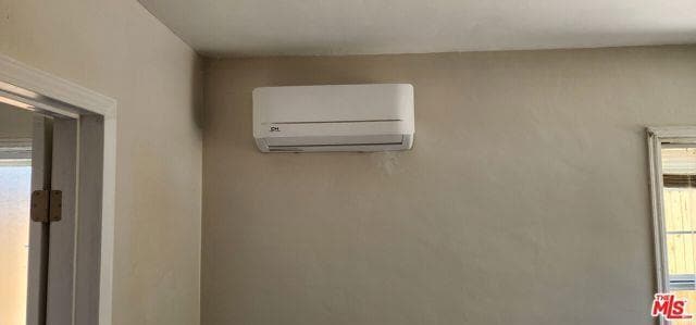 Building Photo - 9717 Tujunga Canyon Blvd