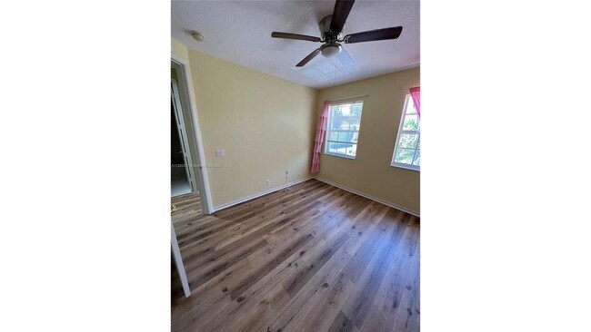 Building Photo - 4439 Regal Ct